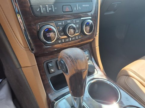 Used 2017 Buick Enclave Leather image 18