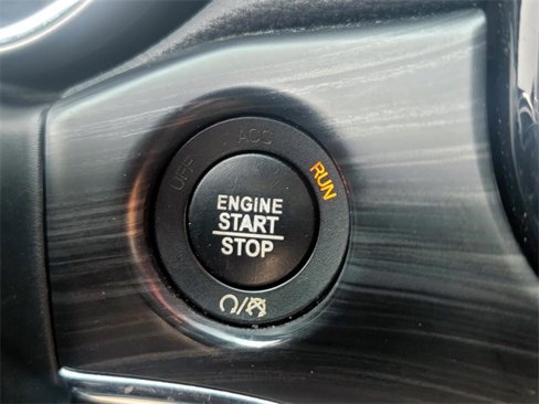 Used 2019 Jeep Grand Cherokee Limited image 20