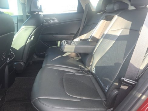 Used 2023 Kia Sportage SX image 10