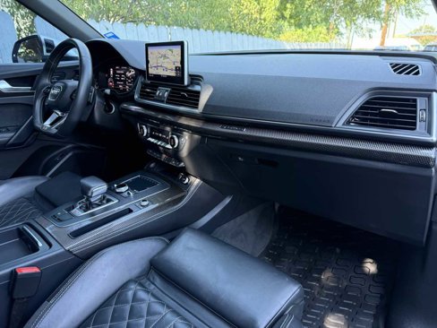 Used 2018 Audi SQ5 Premium Plus w/ Navigation Package image 23