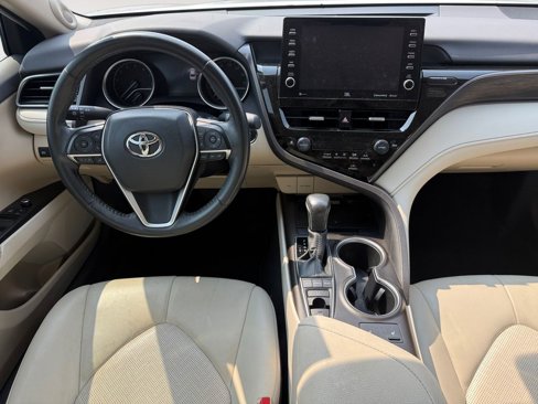Certified 2022 Toyota Camry XLE w/ Navigation Package image 10