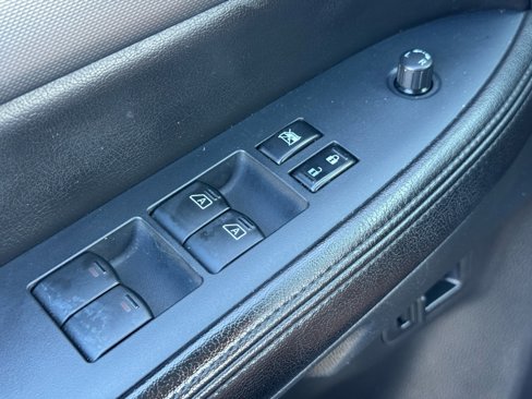 Used 2014 Nissan Armada SV w/ SV Driver Package image 15