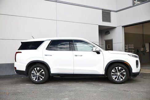 Used 2022 Hyundai Palisade SEL image 3