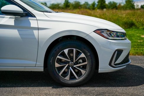New 2025 Volkswagen Jetta S image 34