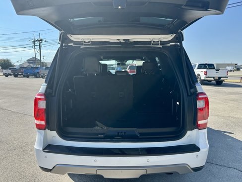 Used 2021 Ford Expedition XLT image 9
