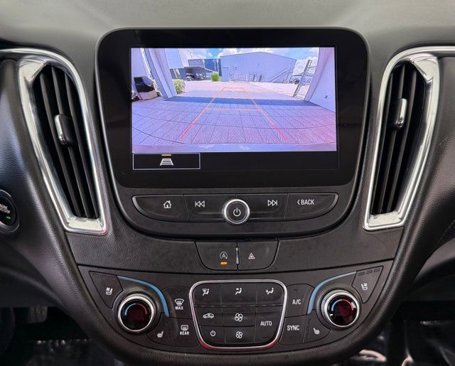 Used 2024 Chevrolet Malibu LT image 11