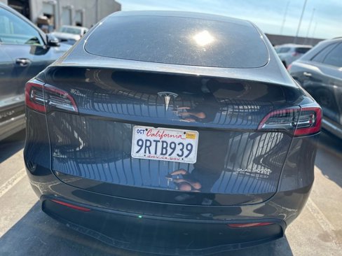 Used 2020 Tesla Model Y Long Range image 5