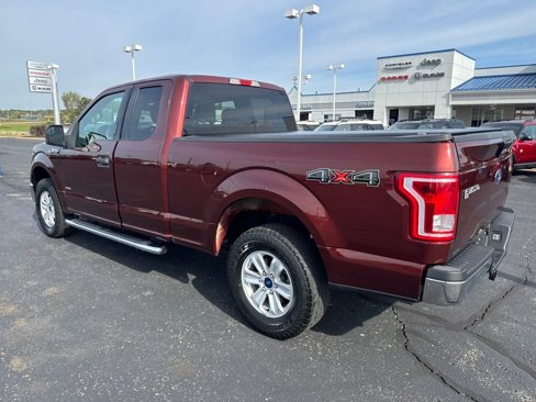 Used 2017 Ford F150 XLT image 3