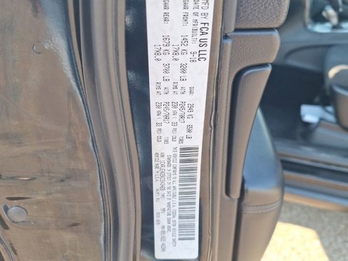 Used 2019 Jeep Grand Cherokee Laredo image 11