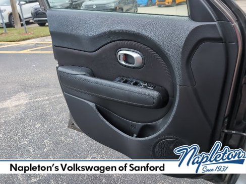 Used 2015 Kia Soul + image 18