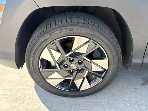 Used 2024 Hyundai Kona SEL image 25