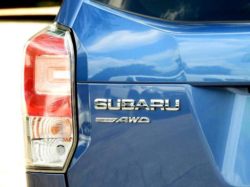 Used 2017 Subaru Forester 2.5i Premium image 8