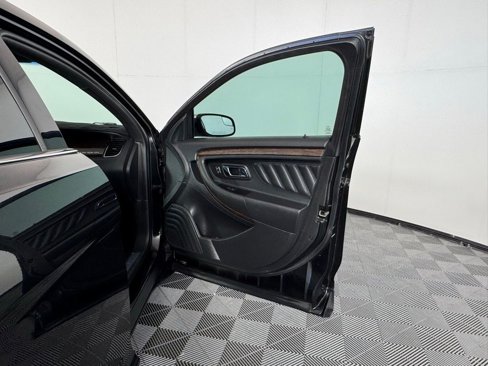 Used 2014 Ford Taurus Limited image 33