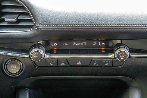 Used 2022 MAZDA MAZDA3 s image 13