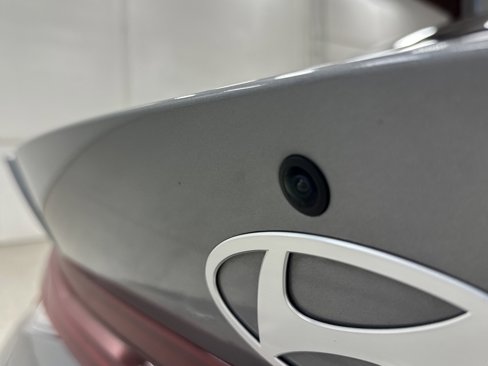 Used 2024 Hyundai Elantra Blue image 27