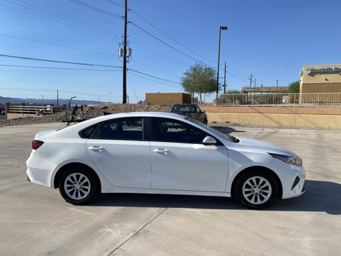 Used 2023 Kia Forte LX image 8