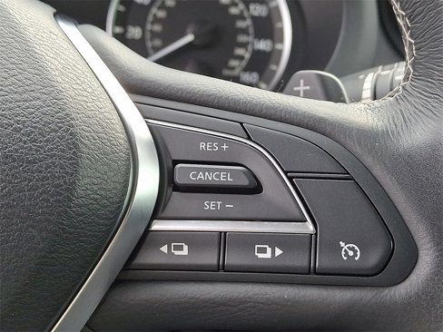 Used 2019 INFINITI QX50 Luxe w/ Navigation Package image 24