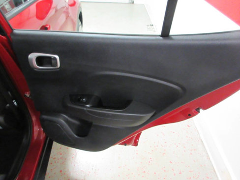 Used 2020 Hyundai Venue SE image 26