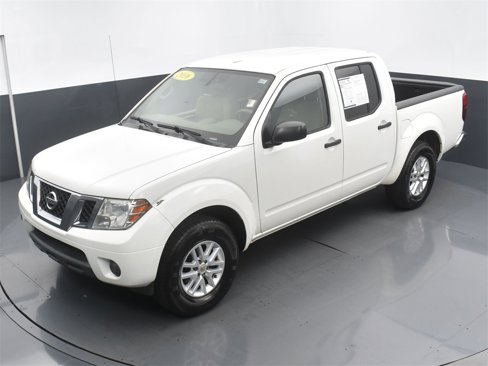 Used 2016 Nissan Frontier SV image 19