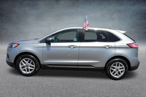 Used 2023 Ford Edge SEL image 7