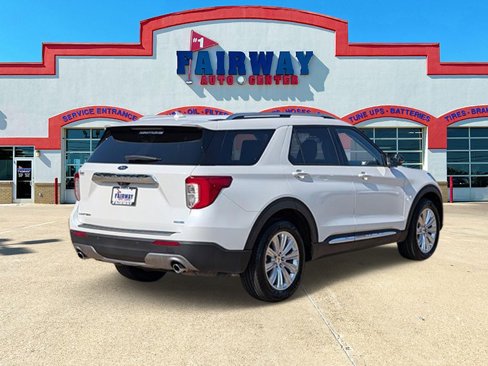 Used 2020 Ford Explorer Limited image 4