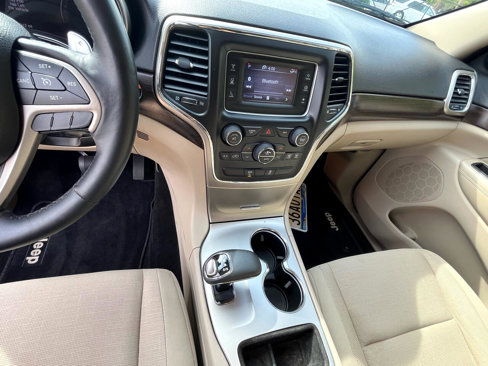 Used 2014 Jeep Grand Cherokee Laredo w/ Quick Order Package 23E image 27