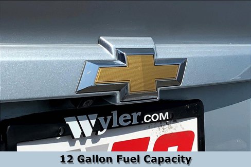 Used 2017 Chevrolet Sonic LS image 32
