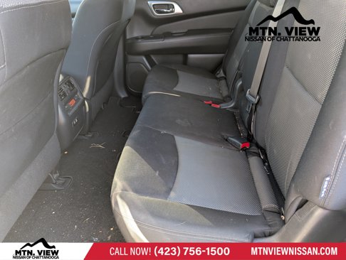 Used 2019 Nissan Pathfinder S image 6