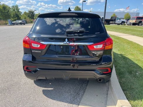 Used 2019 Mitsubishi Outlander Sport SE image 5