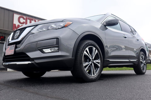 Used 2018 Nissan Rogue SL image 17