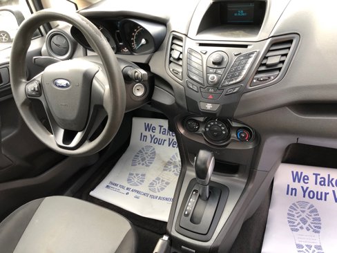 Used 2015 Ford Fiesta S image 23