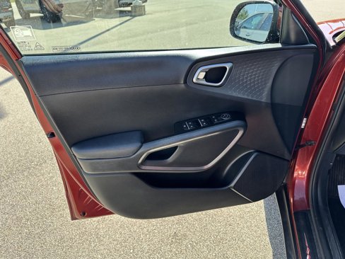 Used 2020 Kia Soul S image 19