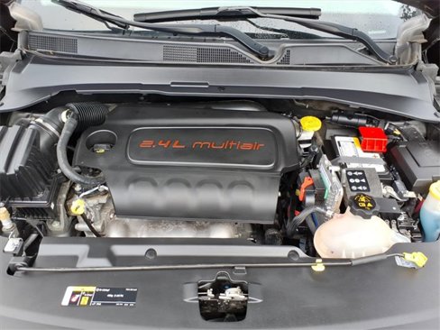 Used 2022 Jeep Compass Latitude image 19