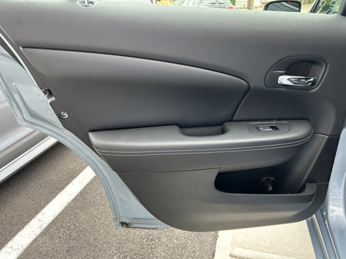 Used 2012 Chrysler 200 Limited image 14