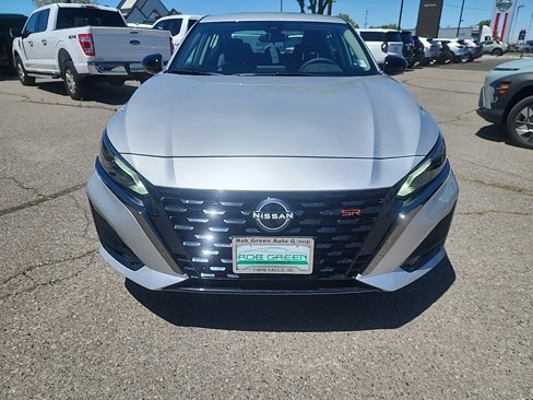 New 2024 Nissan Altima 2.5 SR image 2