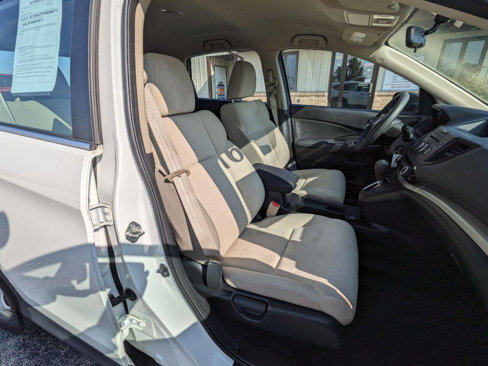 Used 2016 Honda CR-V LX image 14