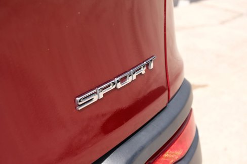 Used 2016 Jeep Cherokee Sport image 17