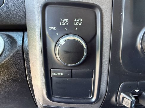 Used 2014 RAM 2500 Tradesman image 23