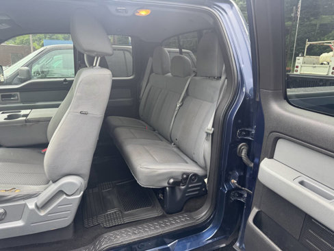 Used 2011 Ford F150 XLT w/ XLT Chrome Pkg image 10