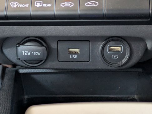 Used 2021 Hyundai Elantra SEL image 30