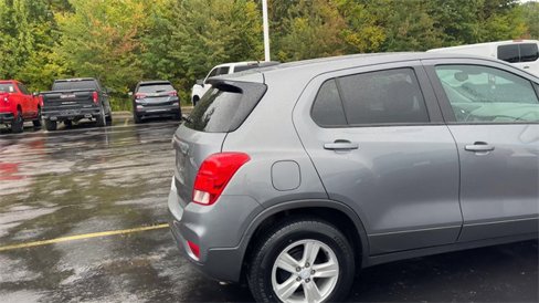 Used 2020 Chevrolet Trax LS w/ Tint and Cruise Package image 8