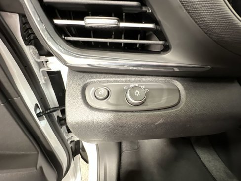 New 2025 Buick Envista Preferred w/ Convenience I Package image 17