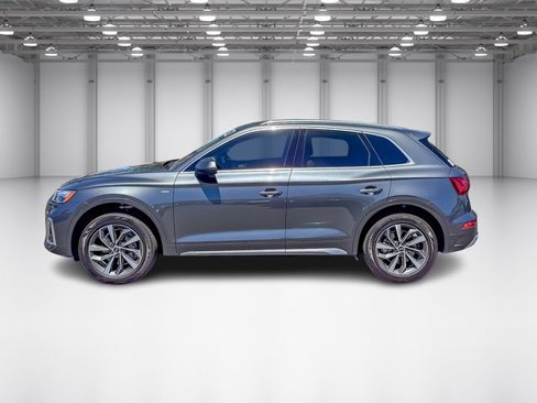 Used 2022 Audi Q5 2.0T Premium w/ Convenience Package image 2