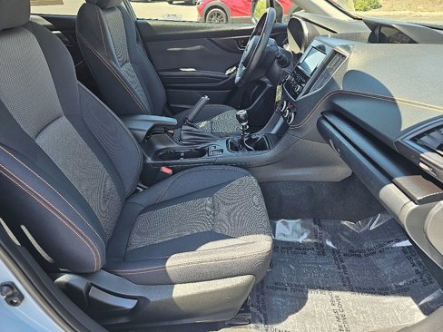 Used 2022 Subaru Crosstrek 2.0i Premium image 17