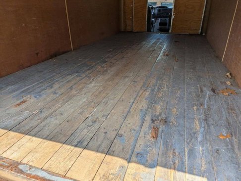 Used 2016 Ford E-450 and Econoline 450 Super Duty image 40