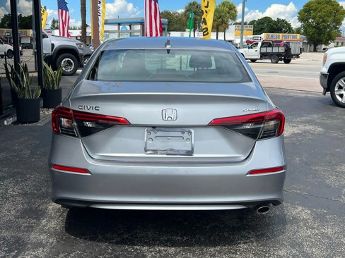 Used 2023 Honda Civic Sport image 9