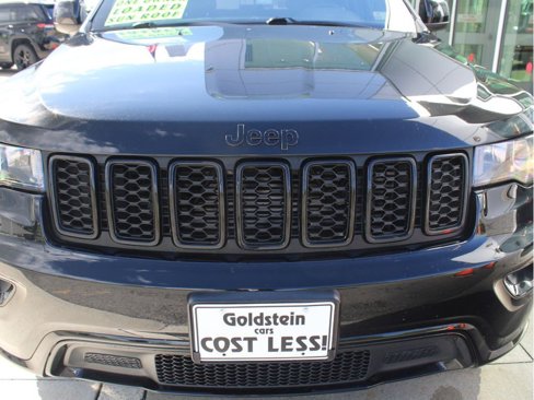 Certified 2020 Jeep Grand Cherokee Altitude image 2