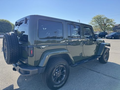 Used 2016 Jeep Wrangler Unlimited Sahara image 6