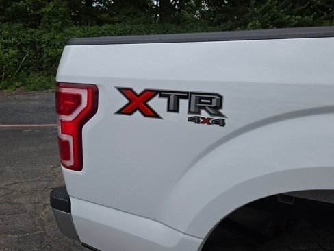 Used 2019 Ford F150 XLT w/ XTR Package image 12