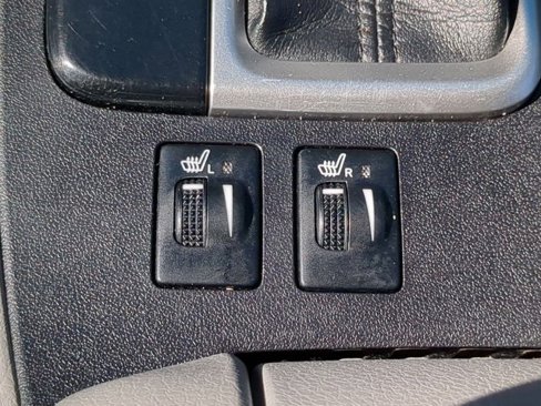 Used 2015 Toyota Highlander XLE image 21